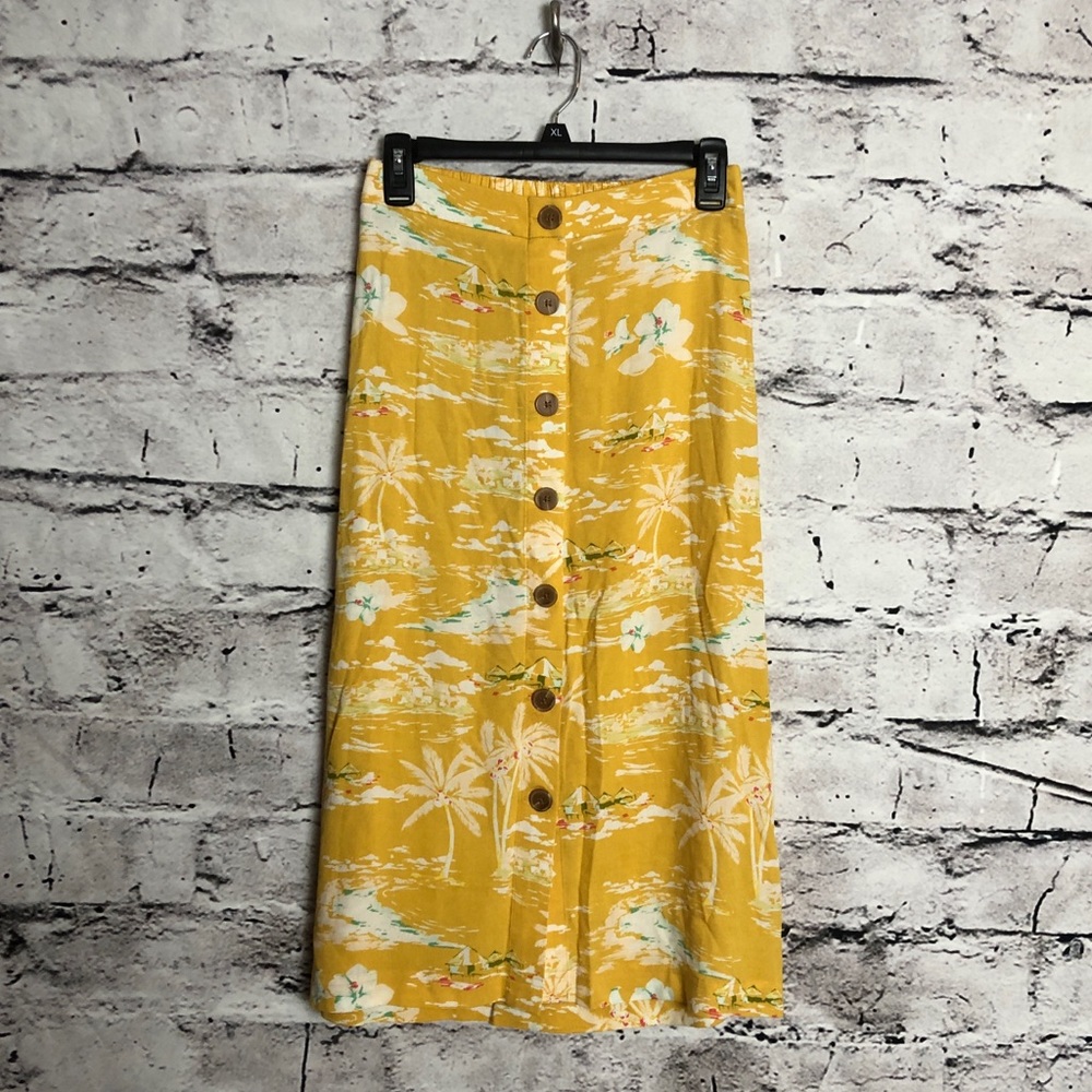 NWT Lauren Conrad Floral Yellow Skirt